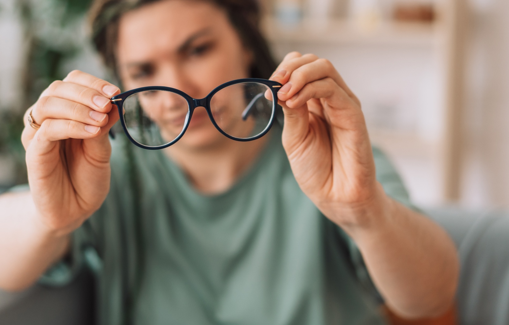 Astigmatie : causes et traitement avec le Dr Berthon à Lyon